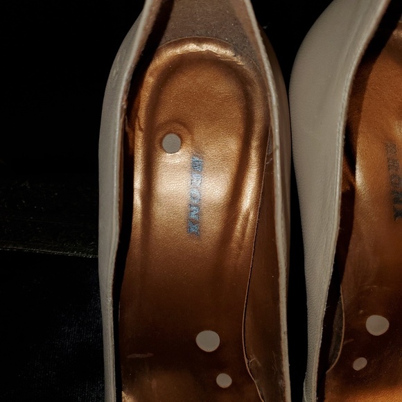 Bronx Sexy Scalloped Leather Heels Sz 9 Like New! - Picture 3 of 8